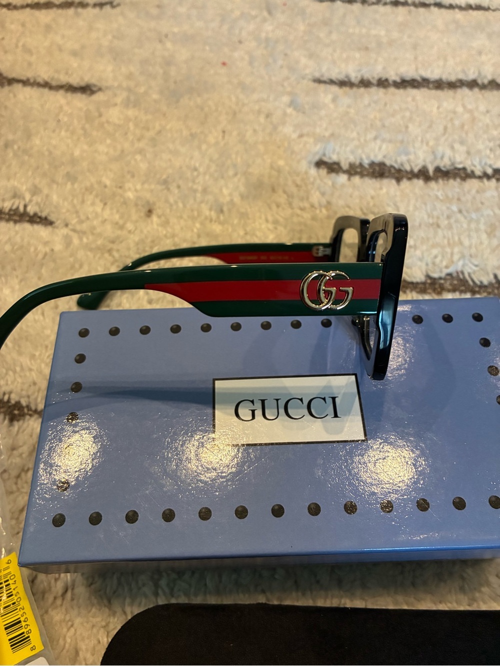 Gucci Green and Red Stripe Square Sunglasses with Gold GG - Picture 2 of 5